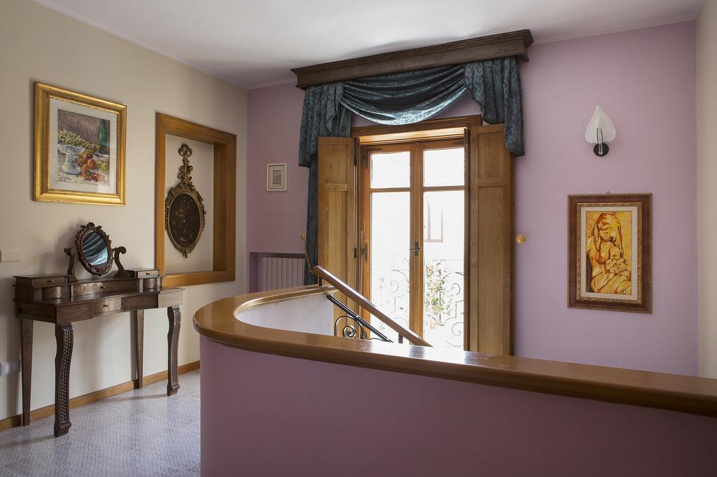 Vibo In Centro Bed & Breakfast Vibo Valentia Room photo