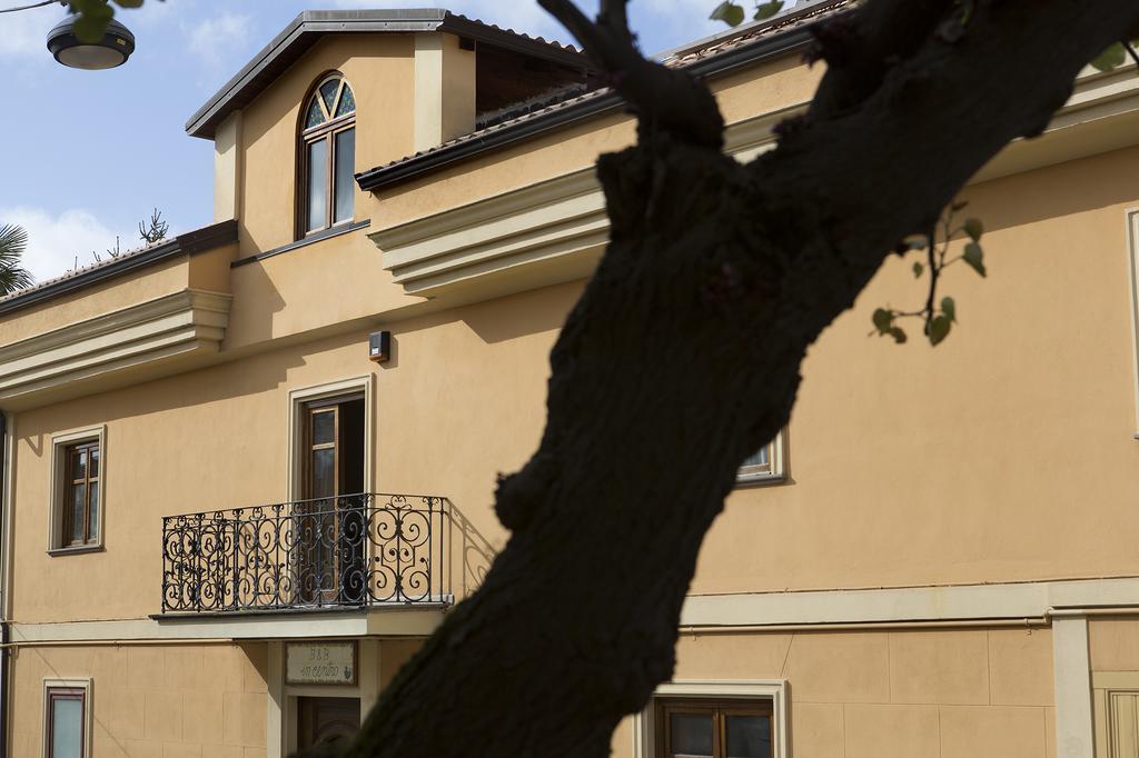 Vibo In Centro Bed & Breakfast Vibo Valentia Room photo